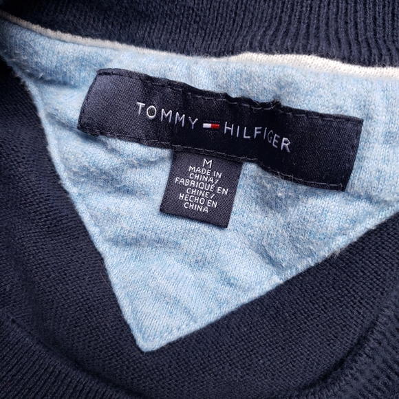 Tommy Hilfiger Knit Sweater Men's Preppy Top Retro 80s Style Size M - Picture 2 of 3